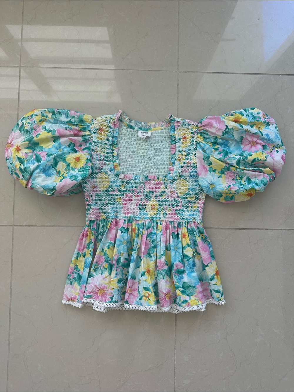 HEMANT & NANDITA Pastel Floral Puff-Sleeve Square Neck Blouse